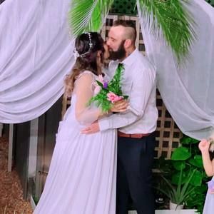 Meet your Posher, Nena